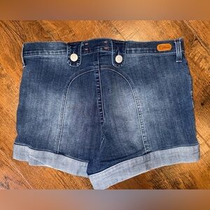 Vintage style saddleback Dittos Dark Blue Jean Shorts 3” inseam -never worn